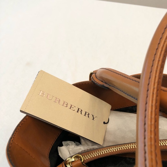 Burberry Handbag - Picture 6 of 7